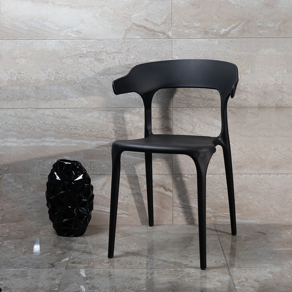 SILLA APILABLE C/RESPALDO NEGRA 440X470X770(H608N)